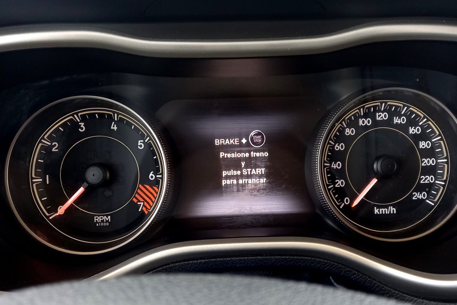 2014 Jeep CHEROKEE 5 PTS LIMITED PREMIUM L4 24L TA PIEL QCP GPS BI-XENON RA-18