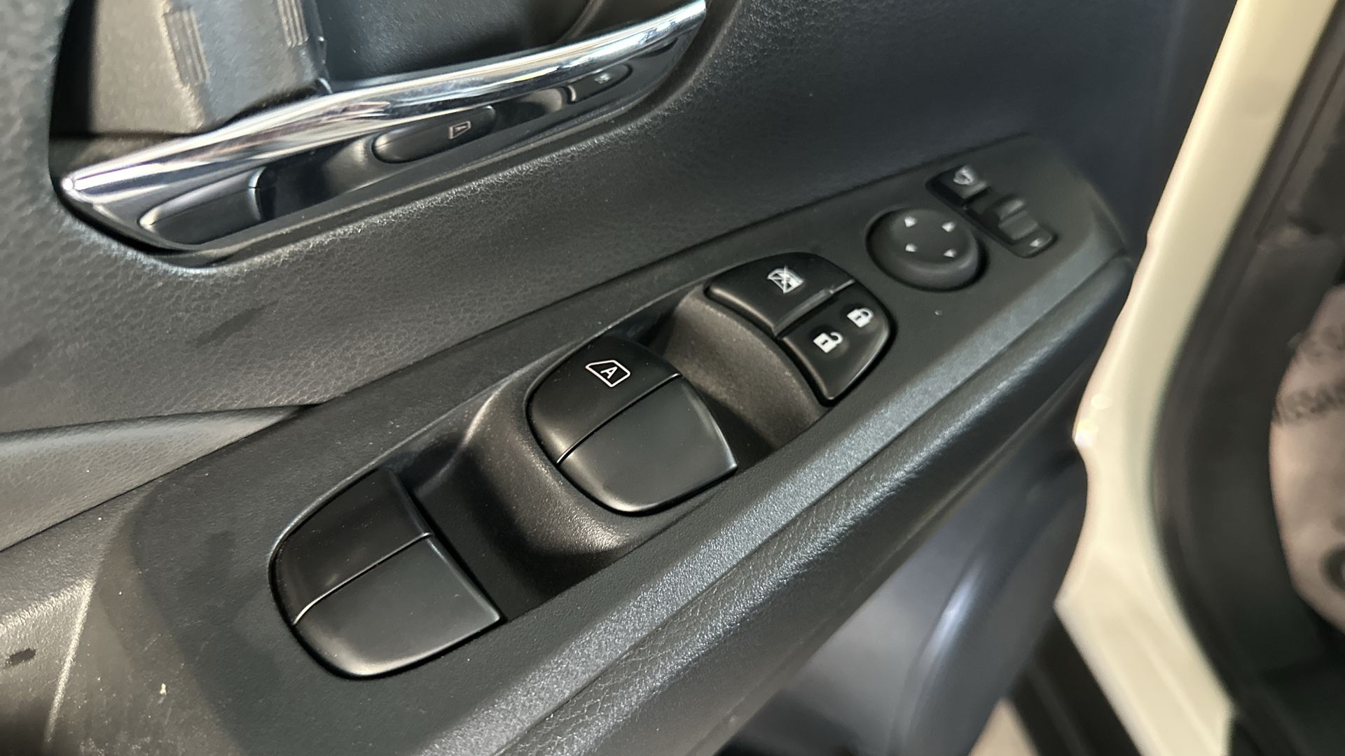 2024 Nissan KICKS 5P PLATINUM E-POWER HEV L31.2 AUT